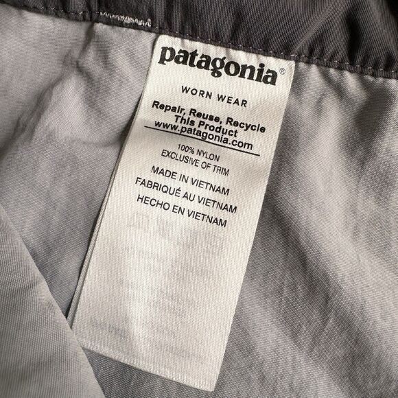 Patagonia Shorts Mens Large Gray Sandy Cay 10" Utility Cargo Zip Pocket Hybrid - Picture 5 of 5